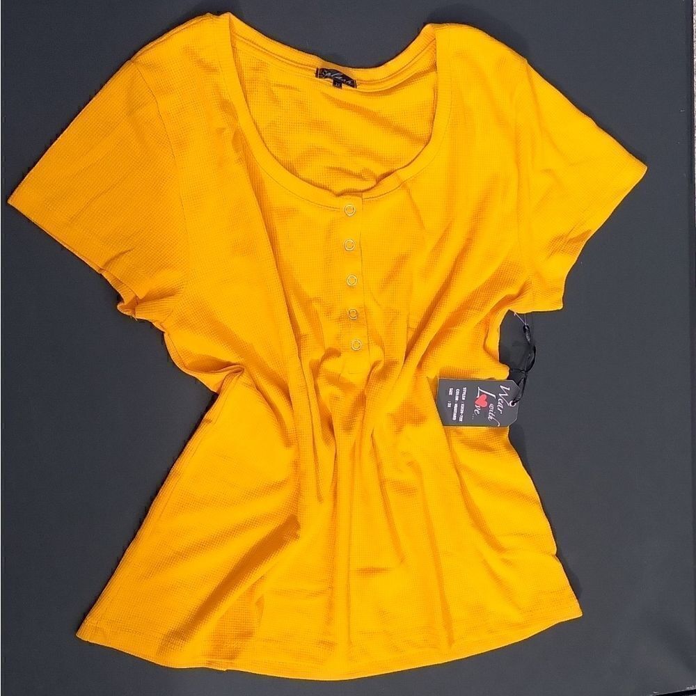 Take 50% OFF- Splash, Plus Top, Color Gold Yellow, Size-2X. - Picture 2 of 5
